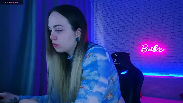 Snapshot of -Stacyy- chatting on April 2026 05:08:01 AM -Stacyy- online show from April 2026 05:08:01 AM