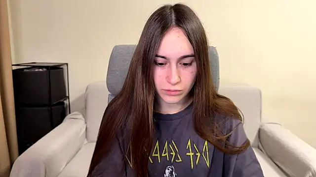 AliceKolltt online show from March 2026 08:41:01 PM