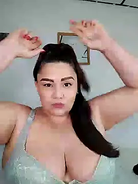 Snapshot of antoniamoreno82 chatting on February 2025 08:35:02 PM antoniamoreno82 online show from February 2025 08:35:02 PM