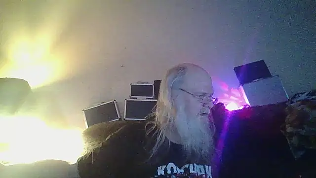 VicFerrari1 online show from July 2026 03:24:02 AM