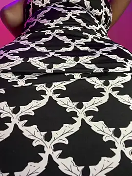 Cherrytowild online show from April 2026 08:17:01 AM