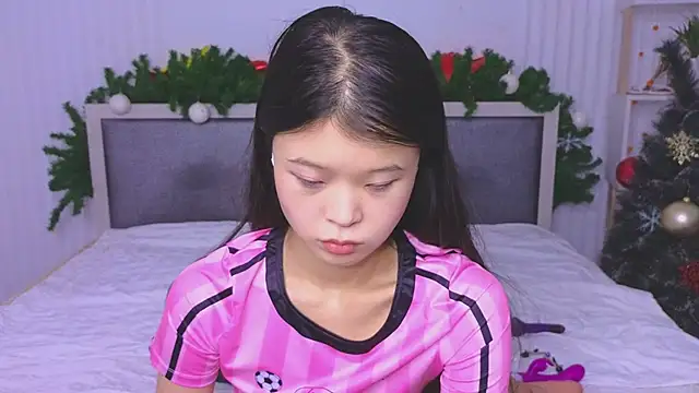 Tina Kim  online show from December 2024 07:45:02 AM