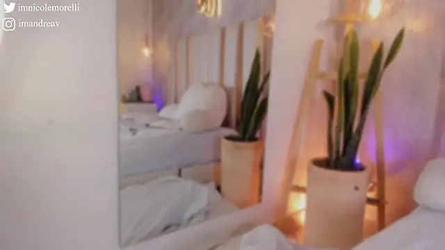 Nicolemorelli2 online show from November 2025 04:18:02 PM