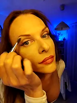 Luna Kitanna online show from April 2026 07:51:01 PM