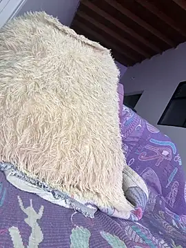 NicholScully online show from April 2026 11:46:02 PM