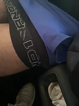 Blueeyesoulsnatcher online show from November 2025 10:41:02 PM