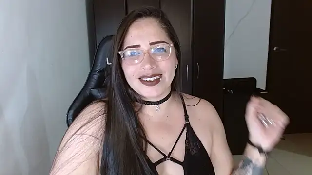 natashasmithe online show from October 2025 12:58:01 AM