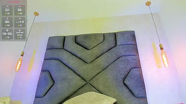 Liinda Saenz online show from April 2026 11:25:02 AM