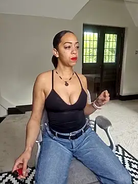 QueenTricks1 online show from April 2026 08:59:01 AM