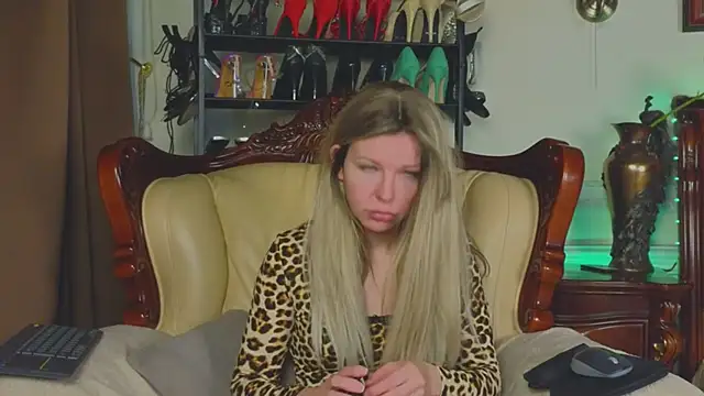 Real Tini online show from March 2026 06:13:02 AM