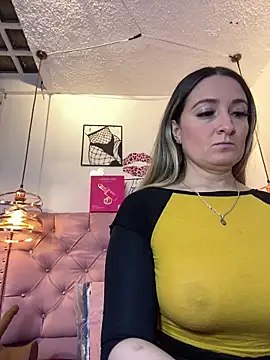 antonella87 online show from June 2026 10:10:01 PM