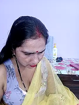 reemacouple007 online show from March 2026 06:12:02 PM