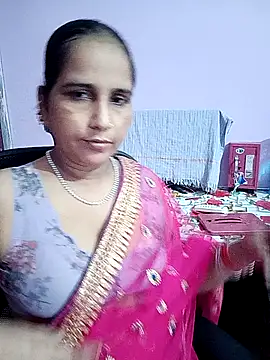 Snapshot of reemacouple007 chatting on June 2026 04:46:01 AM reemacouple007 online show from June 2026 04:46:01 AM