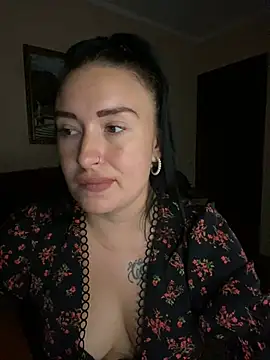 Roxana Bell online show from July 2026 06:57:01 PM