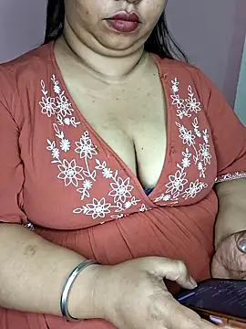 Ravina patil1 online show from April 2026 06:10:01 PM