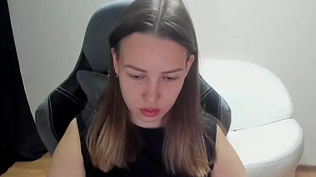 Mia shy1 online show from June 2026 05:25:01 AM