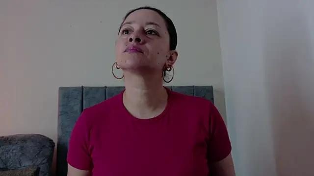 Snapshot of ArtesanaMK chatting on June 2026 12:25:01 PM ArtesanaMK online show from June 2026 12:25:01 PM