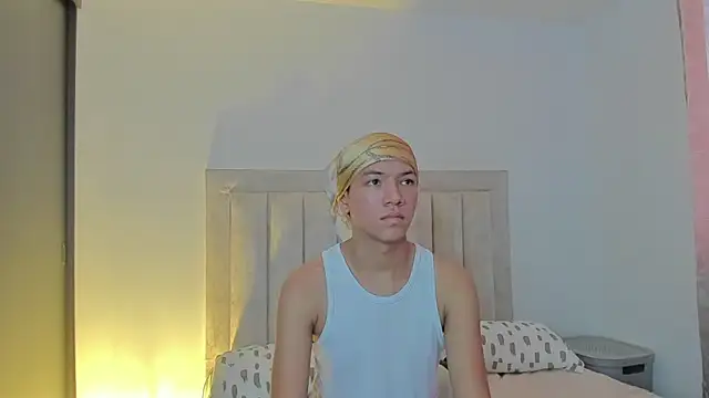 JulianRose 1 online show from March 2025 11:27:02 AM