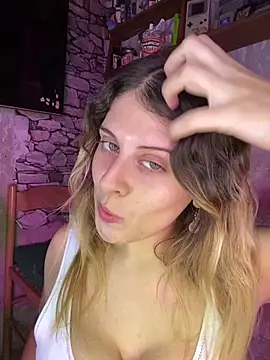 FlorBich online show from March 2026 03:23:01 AM