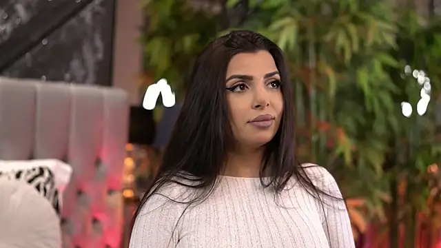 NicoleCellini online show from December 2025 07:32:01 PM