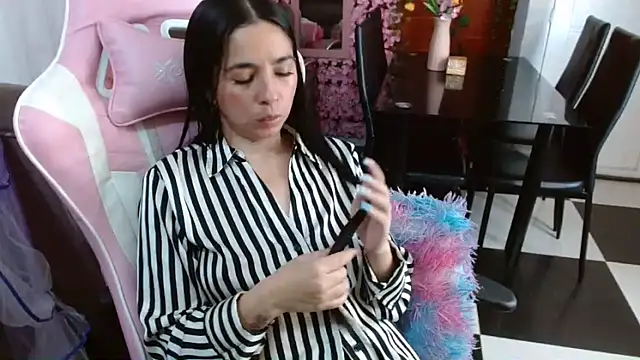 kendall all4u online show from April 2026 03:07:01 AM