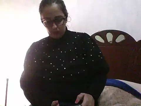 Samanthat33 online show from January 2025 02:17:01 AM