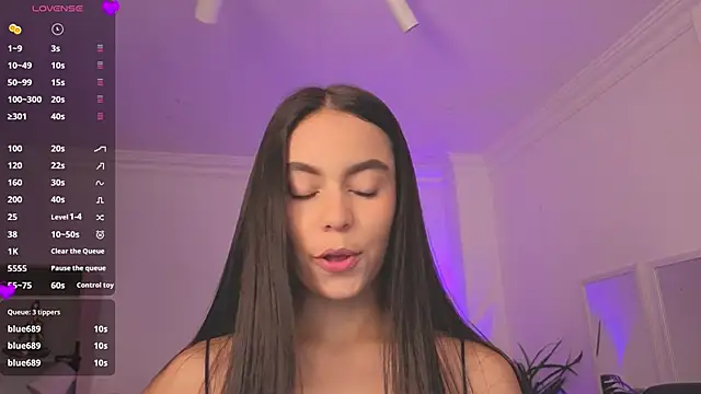 Snapshot of Aleejaa__ chatting on June 2026 11:18:02 AM Aleejaa online show from June 2026 11:18:02 AM