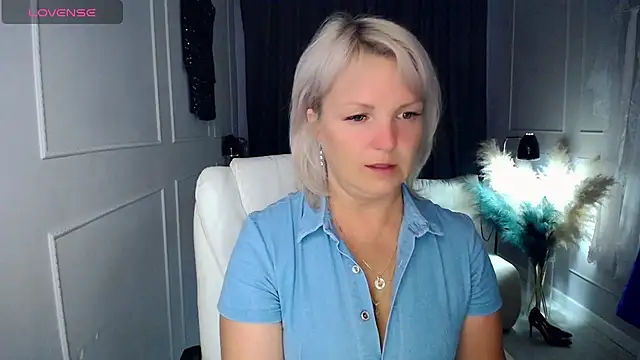 Juarnea online show from March 2026 06:05:02 AM