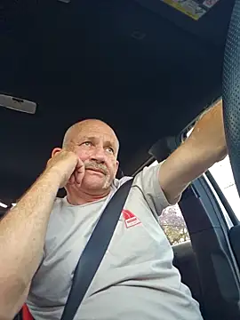 den-rock4u online show from April 2026 10:45:02 PM