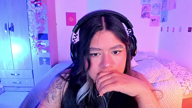 StephaniFox online show from February 2025 06:11:01 PM