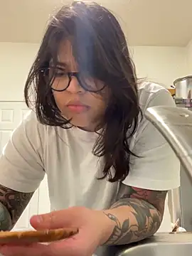 miacanela xo online show from April 2026 01:50:01 AM