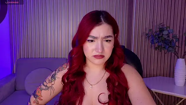 Snapshot of ViolettCastel chatting on January 2026 11:25:01 AM ViolettCastel online show from January 2026 11:25:01 AM