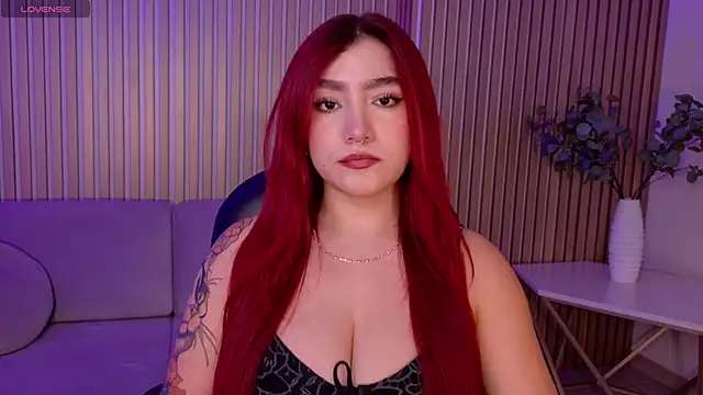 Snapshot of ViolettCastel chatting on February 2026 07:14:02 PM ViolettCastel online show from February 2026 07:14:02 PM