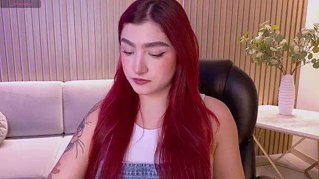 Snapshot of ViolettCastel chatting on February 2026 07:34:02 PM ViolettCastel online show from February 2026 07:34:02 PM