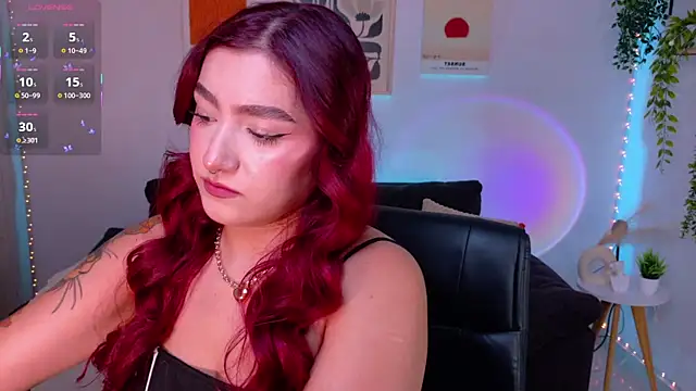 Snapshot of ViolettCastel chatting on July 2026 12:17:02 AM ViolettCastel online show from July 2026 12:17:02 AM