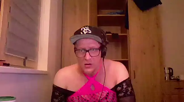 Bigthroaterboy online show from March 2025 05:09:01 AM