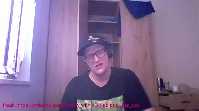 Bigthroaterboy online show from March 2025 03:16:02 PM