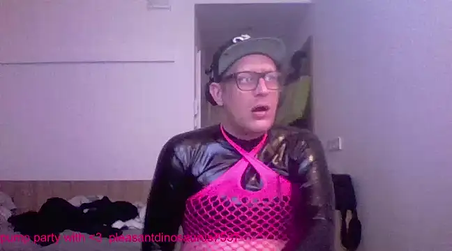 Bigthroaterboy online show from March 2025 10:02:01 AM