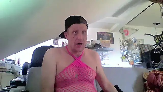 Bigthroaterboy online show from June 2026 03:31:02 PM