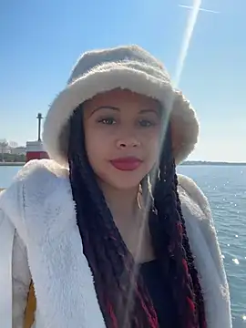 HaileyDiana online show from March 2026 11:28:02 AM