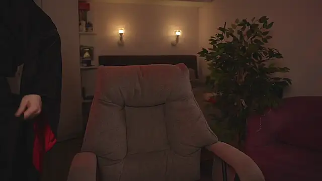 Snapshot of Naughty_mooncake chatting on November 2025 03:03:02 PM Naughty mooncake online show from November 2025 03:03:02 PM