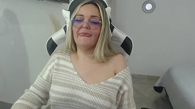 samy vsn online show from April 2026 07:58:02 PM