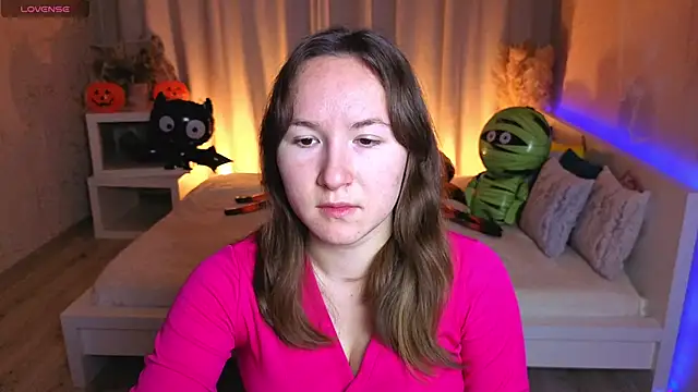 Little doll meow online show from October 2025 02:48:01 AM