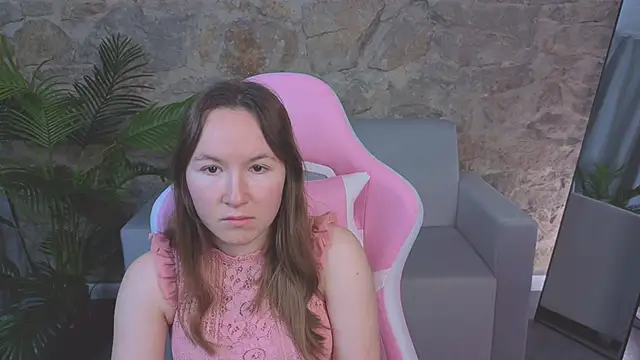 Little doll meow online show from January 2026 01:52:01 AM