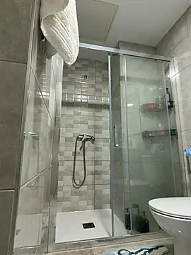 streetdoll online show from April 2026 06:52:01 AM