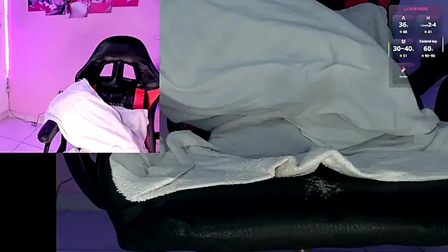 DanielaHang online show from March 2026 01:49:01 PM