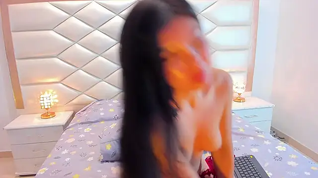 Snapshot of samanthaevans4 chatting on March 2025 11:14:02 PM samanthaevans4 online show from March 2025 11:14:02 PM