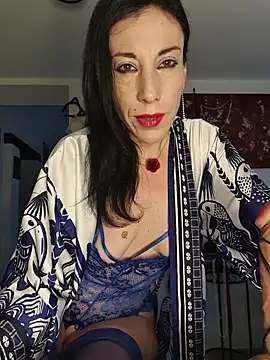 Snapshot of freyamoret chatting on June 2026 03:40:02 AM freyamoret online show from June 2026 03:40:02 AM