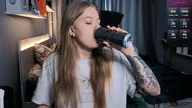 candy maggie online show from February 2025 09:09:01 AM