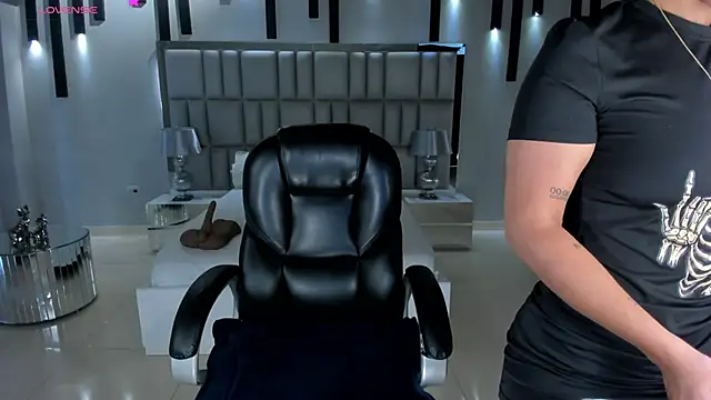 AlessaRomero online show from March 2026 08:08:02 PM